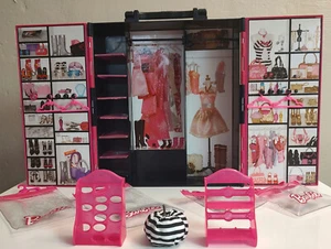 Barbie® Fashionistas Ultimate Schrank mit extra Zubehör (#2) - Bild 1 von 12
