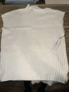 Liz Claiborne Crema Sleeveless Turtleneck Sweater. Size Large. 10 - Picture 1 of 10