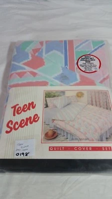 PolyCotton Double Duvet 78" X 78" & 2 Pillow Cases Sets by Teen Scene - Image 1 of 4