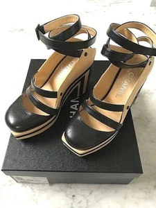 ZAPATOS DE PLATAFORMA CHANEL BEIGE/NEGRO CON CORREAS DOBLES AL TOBILLO - SS13 - TALLA EUR 36,5 - Imagen 1 de 12