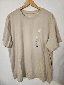 Nike NSW Club Embroidered T-Shirt Gr. 2XL Herren Rattan AR4997 206 Baumwolle - Bild 1 von 2