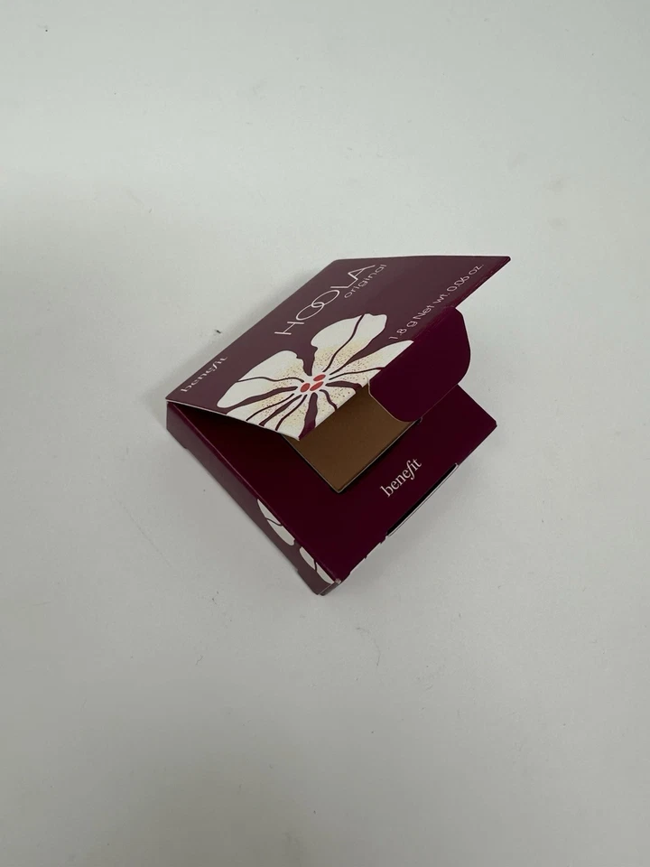 NEW Benefit Hoola Pressed Powder Matte Bronzer ORIGINAL 1.8g/0.06oz Mini Travel - Image 1 of 3