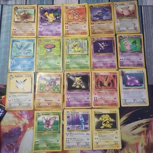Pokemon WOTC Vintage 18 Card VINTAGE Bulk Lot Non Holo Rare HP-DMG BINDER COPYS - Picture 1 of 12
