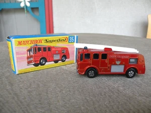 Vintage Matchbox #35 Merryweather Fire Engine in box - Picture 1 of 11