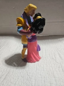 Gobbo Notre Dame Esmeralda & Phoebus statuina in ceramica VINTAGE  - Foto 1 di 14