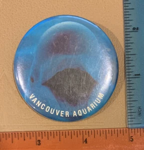 Vancouver Aquarium - Whale Vintage Button 2” - Picture 1 of 2
