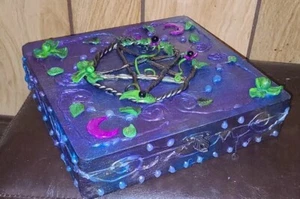 handmade witchy medium wooden box with lid for tarot, oracle, divination, stash - Picture 1 of 21