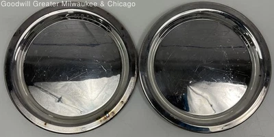 Pair Of SIlver-Plated Dinner Plates - Image 1 of 3