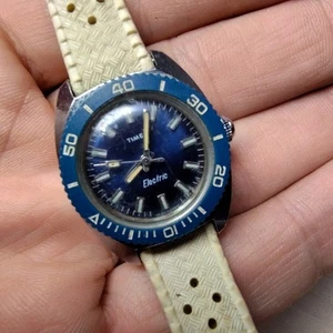 Vintage Timex Damen elektrische Taucheruhr drehbare Lünette braucht Batterie - Bild 1 von 5