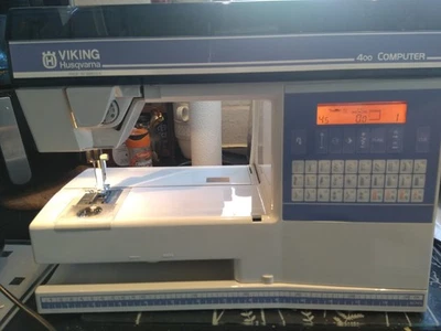 HUSQVARNA VIKING 400 COMPUTERNÄHMASCHINE - MADE IN SWEDEN WITH LOVE + EXTRAS - Bild 1 von 4