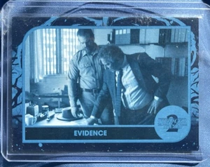 Stranger Things 2, ST-31 (Evidence) Upside Down Blue Parallel Card #21/99 - Bild 1 von 2