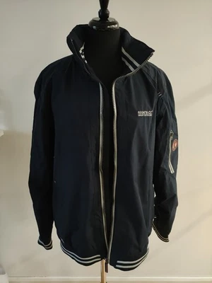 Mans Regatta Jacket Large Navy Concealed Hood Mesh Lining Pockets Ribbing - Image 1 of 4