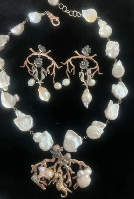 🔴 MMA orecchinI collana ARGENTO 925 laminato oro PERLE originali cavalli marini - Immagine 1 di 4