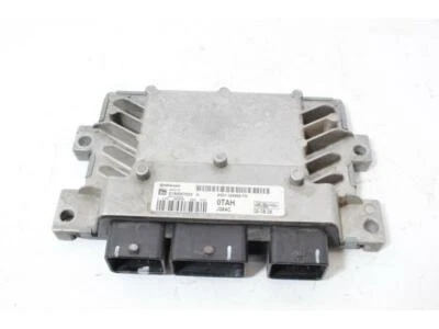 8V2112A650TH CENTRALINA MOTORE ECU FORD FIESTA (6° SERIE) 1.4 B 16V MAN 5M KW68 - Immagine 1 di 3