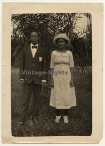 Africa: Portrait Of Young Indigenous Couple / Best Clothes (Vintage Photo1930s/1 - Imagen 1 de 1