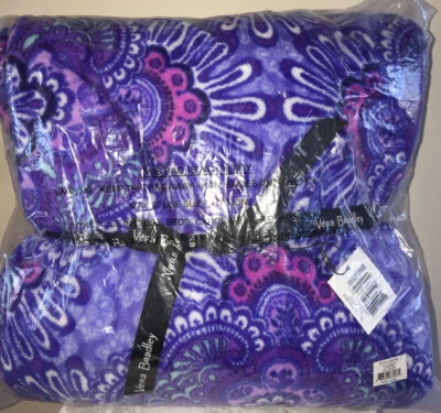 VERA BRADLEY Manta de Felpa Vera Tapiz Lila 80" X 50" Nuevo con Etiquetas #12408-669 Foto 1 de 4
