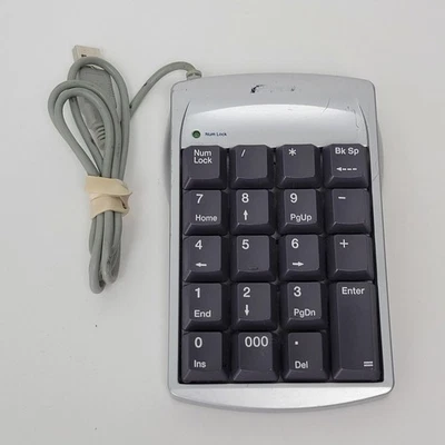 Targus Model PAUK10U Numeric Keypad Plug & Play 2 USB Ports USA Silver - Image 1 of 4