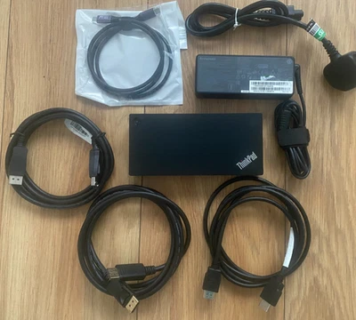 Lenovo ThinkPad UNIVERSAL Docking Station 40AY + 90W PSU+Cables Reed Description - Image 1 of 4