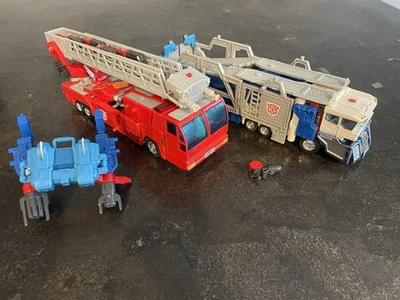 Transformers RID Autobots Optimus Prime & Ultra Magnus OMEGA PRIME Hasbro 2001 - Image 1 of 4