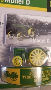 1/64th Scale John Deere 1923 Model D, SPOKED WHEELS, Die-Cast Ertl - Picture 1 of 3