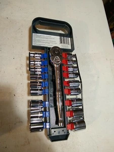 Crescent CSWS7 Metric and SAE Socket Wrench Set, 3/8", Steel - Picture 1 of 5