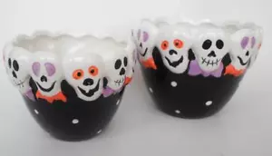 2 LUSTIGE HALLOWEEN SCHÄDEL NESTSCHALEN BONBONIERE Snacks Tischdeko schwarz weiß - Bild 1 von 1