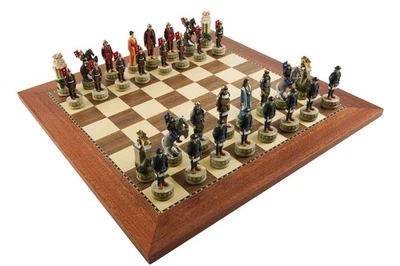 Juego de tablero de ajedrez con incrustaciones de campeón con fondos de fieltro samurai japoneses Foto 1 de 4