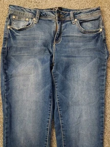 Earl Jeans Womens Blue Capri Cuffed Embroidered Stones/Studs Stretch Size 10P - Picture 1 of 22