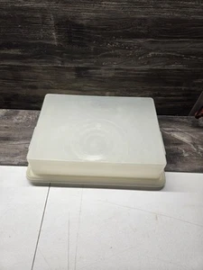 Vintage Tupperware White 11x15 Rectangle Sheet Cake Carrier Tray Lid - Picture 1 of 4