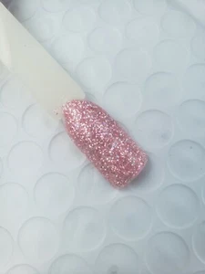 Dip powder - Picture 1 of 2