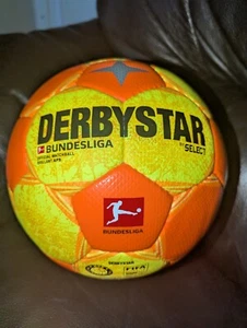 Derbystar by Select Bundesliga Brillant APS - Official Match Football Neu - Größe 5 - Bild 1 von 4