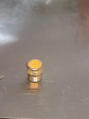 Filtro de ventilación respirador de latón F18 Allied Witan  Foto 1 de 2