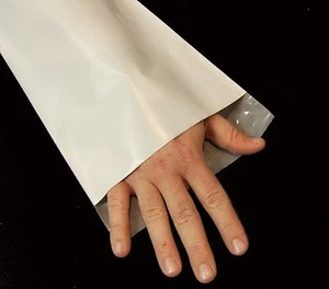 Buste buste 4500 10x13 TUFF Poly Mailers 10x13 bianche autosigillanti - Foto 1 di 1