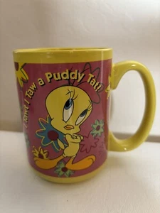 Tazza caffè Warner Bros Studio Tweety Bird I Tawt I Taw a Puddy Tat 2000 gialla - Foto 1 di 4