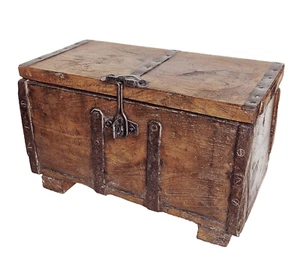 ❀ Holzkiste Schatzkiste Schmuckkästchen Schatulle Truhe Holz Aufbewahrungsbox GO - Bild 1 von 6