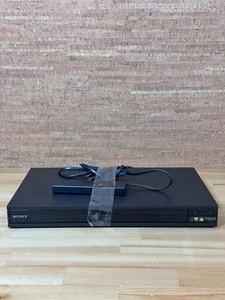 Sony UBP-X800M2 Ultra HD 4K 3D Blu-ray DVD Media Player HDMI with Remote - Picture 1 of 8