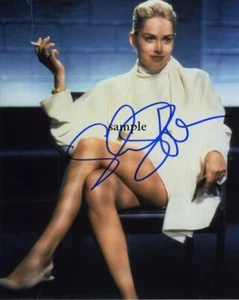 SHARON STONE NACHDRUCK FOTO 8X10 SIGNED HANDSIGNIERT BILD MANN HÖHLE GESCHENK RP - Bild 1 von 1