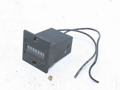 Durant Cutler Hammer Eaton 7-Y-41349-402-MEU 7 Digit Counter 7Y41349402MEU 24VDC Foto 1 de 4