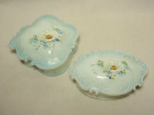 2 cajas de baratijas de margarita de flores pintadas a mano de vidrio de leche de colección marca de diamante S *TAL CUAL* - Imagen 1 de 12