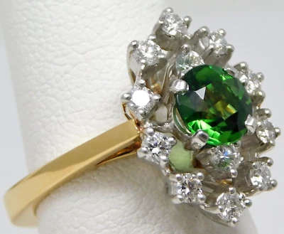 Anillo solitario y halo de diamantes de platino y oro de 18k TURMALINA VERDE talla 4,75 B4926 Foto 1 de 4