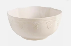NEW Pioneer Woman Farmhouse Lace Linen Soup Cereal Bowl White Cream - Picture 1 of 1