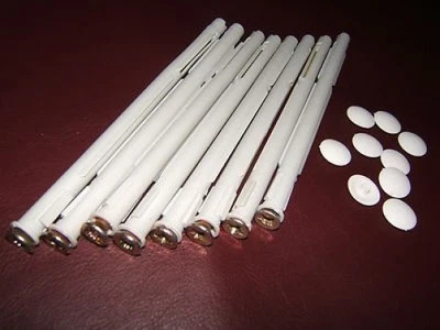 8 x UNIVERSAL FRA006 UPVC NYLON WINDOW FRAME ANCHORS FIXING SCREW CAPS 140mm M10 - Image 1 of 3