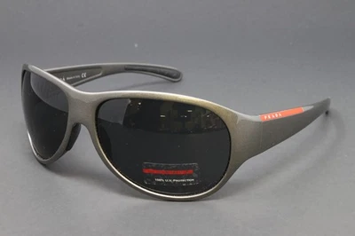 Gafas de sol para hombre Prada PS04G-7BD1A1 grises 64 mm envolventes de plástico lentes grises Foto 1 de 4