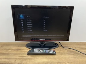 Samsung TV LE22c450e1wxxu 22” Television with original Samsung Remote Control - Picture 1 of 12