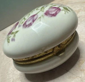 Vintage Lefton Bouquet Ring Stash Box Jewelry Box Floral tulip daisies Pattern - Picture 1 of 13