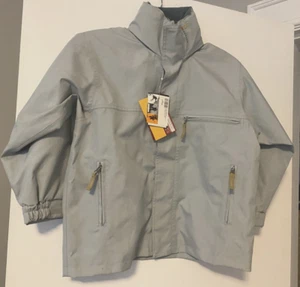 NEW NWT Quechua Full Zip ARPENZA 300 HIKING Rain Jacket YOUTH SIZE 8 soft green - Picture 1 of 6