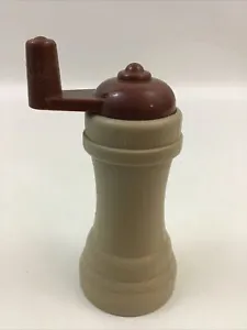 Step 2 Pepper Mill Shaker Replacement Brown Pretend Play Kitchen - Picture 1 of 8