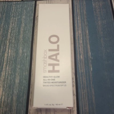 Smashbox Halo Healthy Glow All-In-One Tinted Moisturizer SPF 25 Dark Neutral - Image 1 of 4