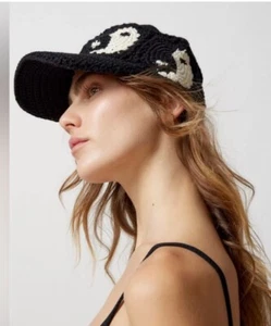 Urban Outfitters Yin Yang Crocheted Baseball Cap Black + White NWOT $34 - Picture 1 of 7