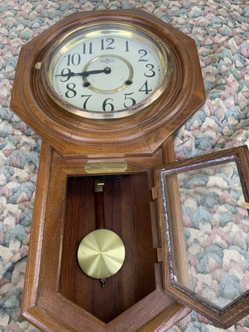 D&A Clock  Pendulum Chime 10Th Anniversary 1988 23"x13"x5" For Parts Or Repair Cover